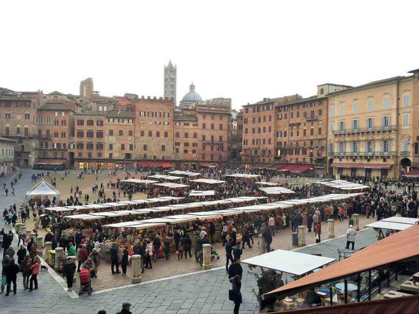 Siena: Mercato nel Campo – Sabato 1 e domenica 2 dicembre 2018, dalle ore 8 alle 20, in Piazza del Campo