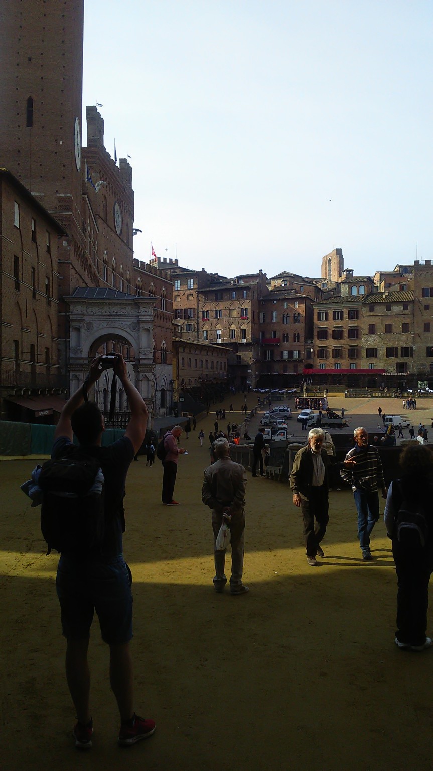 Palio di Siena, Palio Straordinario: Alcuni scatti da Piazza del Campo e dall’Entrone