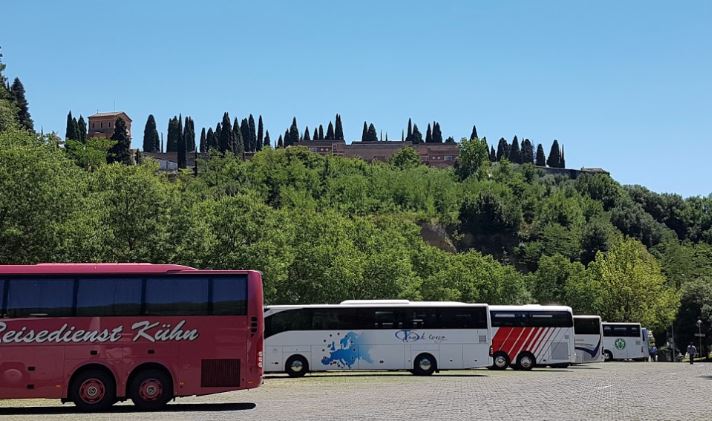 Siena: Bus turistici, dal 1° settembre il ticket si prenota e paga online