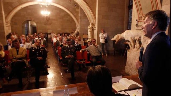 Palio di Siena, La legge del Palio: Al forum de La Nazione confronto tra autorità e contrade