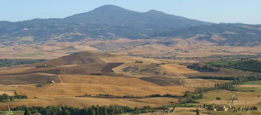 Provincia di Siena: La Val d’Orcia protagonista del nuovo spot dell’Acqua Panna