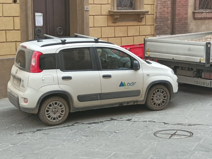 Siena: Acquedotto, manutenzione in vicolo delle Donzelle