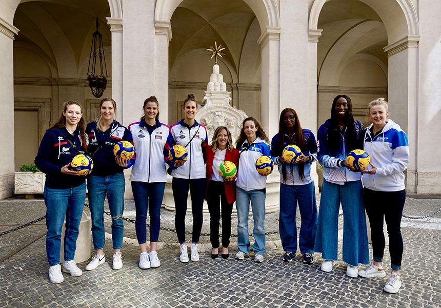 Italia: Incontro con una rappresentanza delle quattro squadre di pallavolo femminile protagoniste delle coppe europee