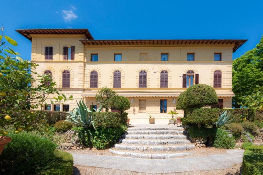 Siena, “Sì, lo voglio” anche a villa Scacciapensieri: la struttura ospiterà i matrimoni civili